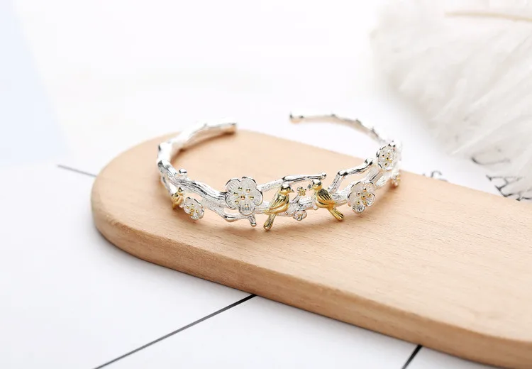 9082178788_823318017