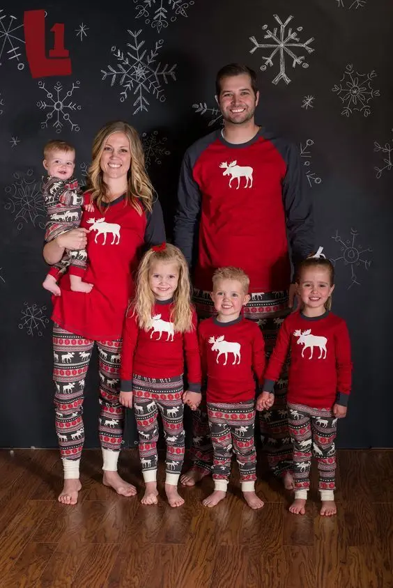 

2018 New Christmas Family Pajamas Set Women Men Kids Sleepwear Nightwear Clothes Matching Xmas Family Outfits