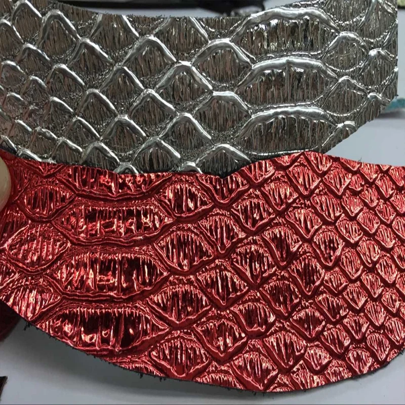 Металлический Блестящий Змеиный тисненый материал из натуральной воловьей кожи, 1,0-1,3 мм, по Почта Китая