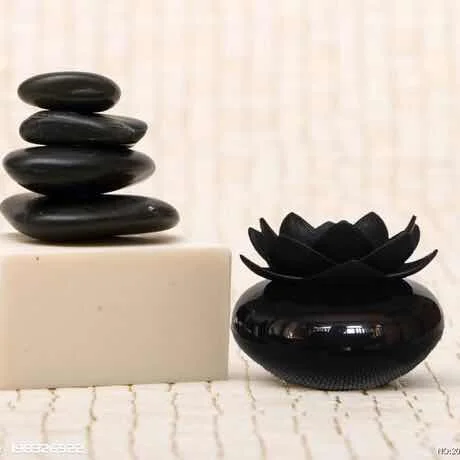 

New creative zen lotus humidifier, purifying air ultra-quiet aromatherapy oil diffuser, suitable for home and office use