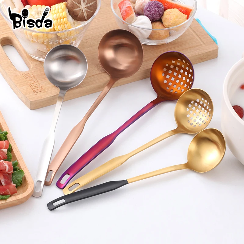 

1 PC Soup Ladle Skimmer Colander Filter 304 Stainless Steel Soup Spoon Cooking Tools Wall Hanging Candy Color Kitchen Gadgets