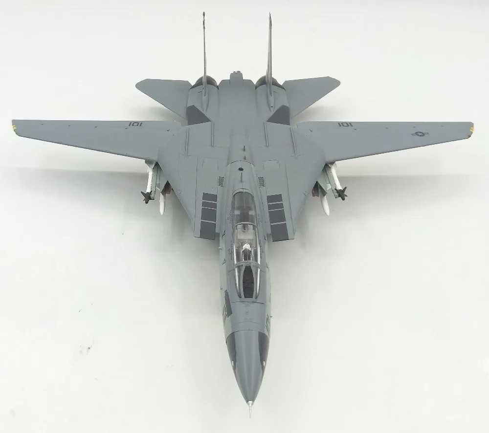 Труба 1: 72 F-14D VF-213 ЧЕРНЫЙ ЛЕВ эскадрильи мужской F14 модель истребителя