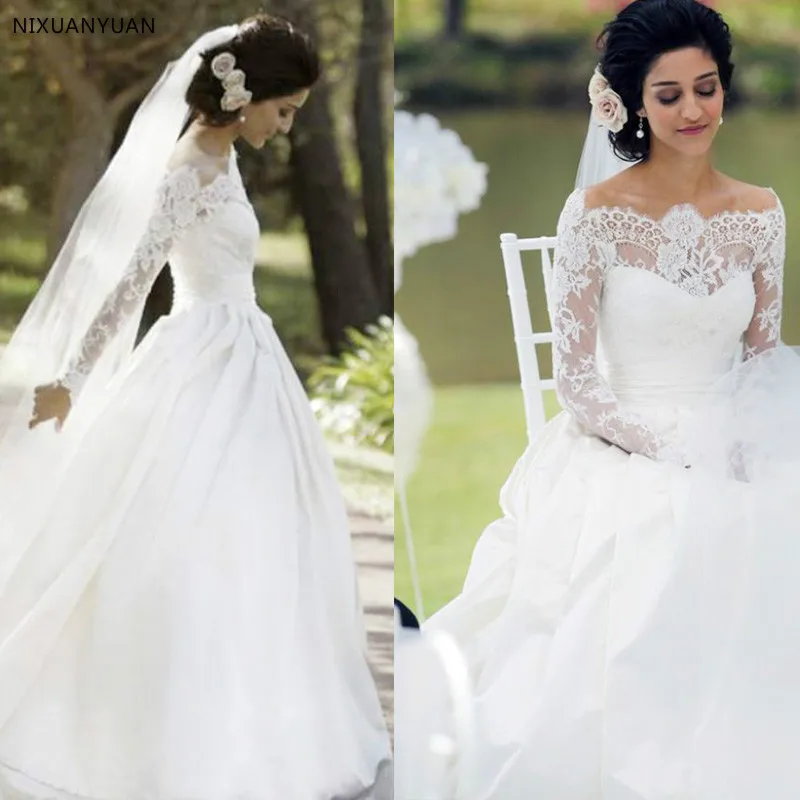 

Stunning Princess Cheap Long White Sweetheart Full Sleeves Satin Ball Gown Wedding Dress 2019 for Women with Lace Pleated