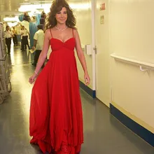 Индивидуальный заказ Новинка года пикантные линии милое на тонких бретельках без рукавов платья знаменитостей vestido de Festa