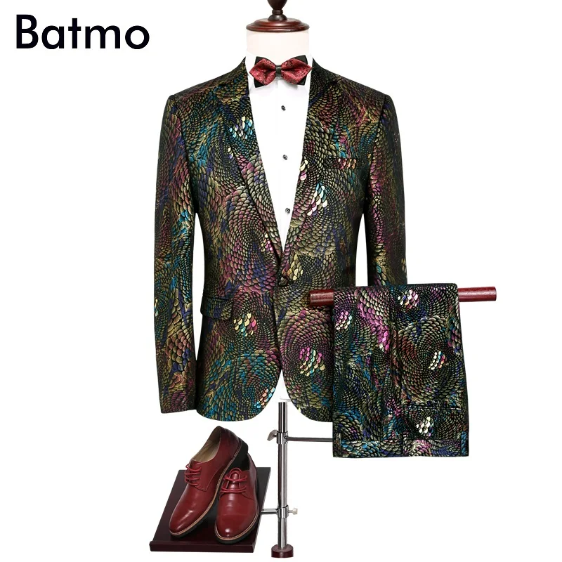 

BATMO 2019 new arrival spring printed wedding suits men,high quality print suits men,size M-XXXXL jacket+pants 907
