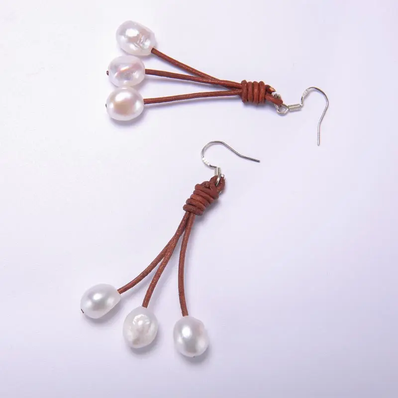 

DAIMI Pearl Earrings With Silver Earrings 9-10 mm The Baroque Pearl Earrings Tassel Paragraph Sent to Mom