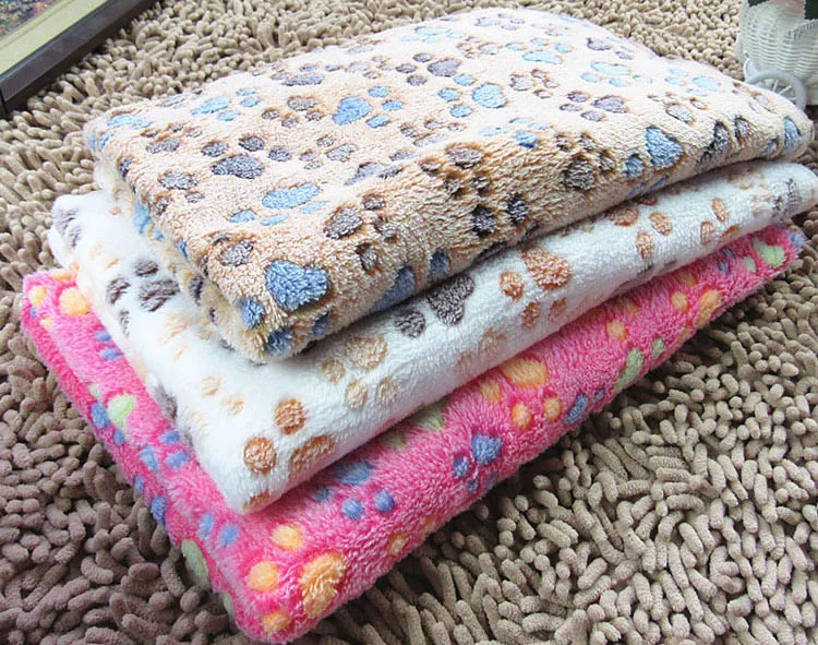 pawstrip Soft Coral Fleece Pet Dog Blanket Winter Small Dog Beds Paw Print Sleeping Warm Cat Bed