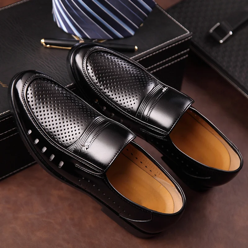 

Dress Shoes Men Summer Men's Sandals Hollow Shoes Men's Breathable Casual Hole Shoes Middle-aged Large Size Dad Shoes ZZXP CD