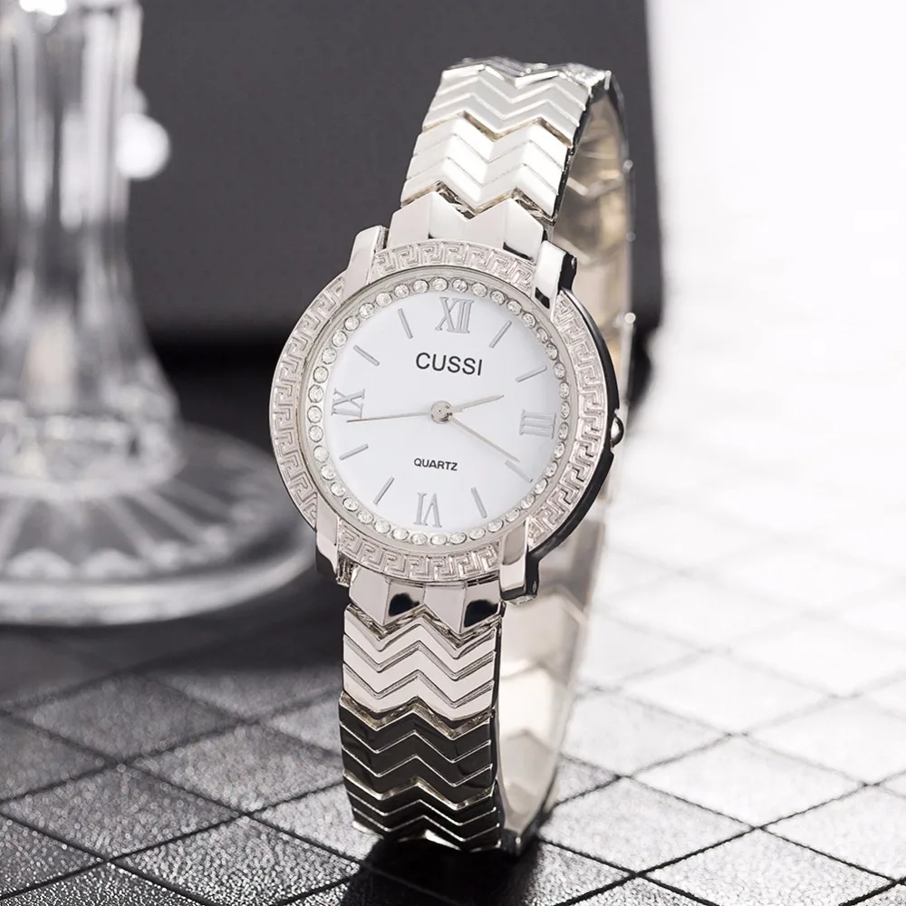 CUSSI 2018 Womens Watches Golden Luxury Ladies Bracelet Watch Quality and Stylish Quartz Wristwatch reloj mujer Valentine's Gift