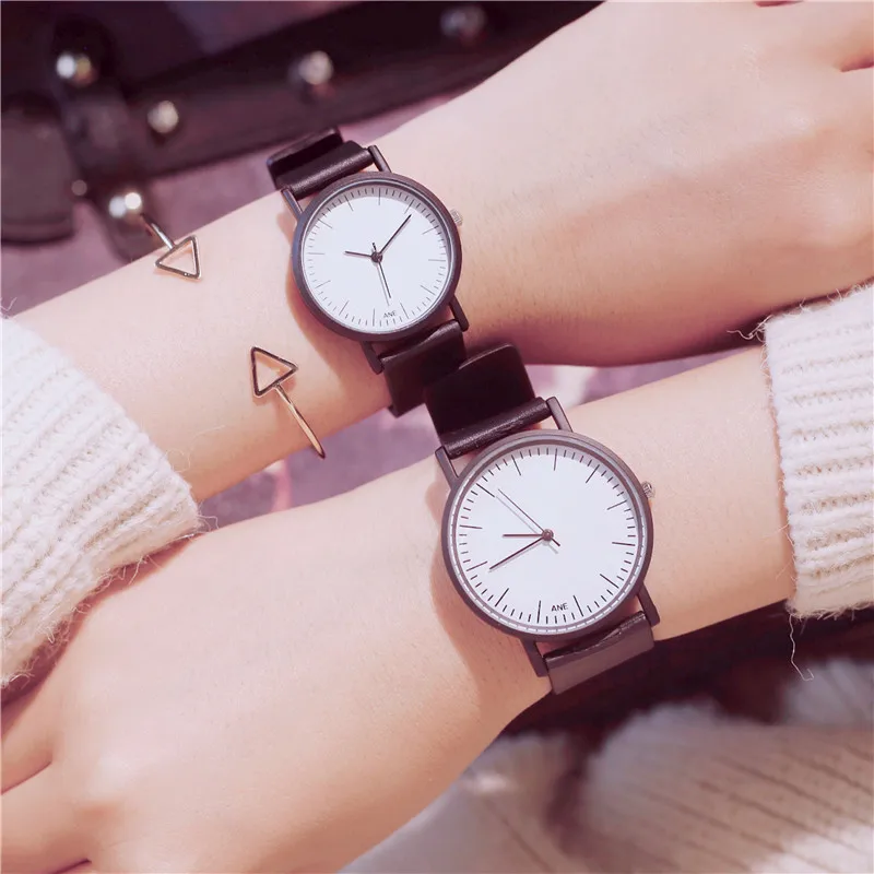 

New Fashion Casual 2019 Womens Watches Black White Simple Style Quartz Silicone Strap Wristwatch Drop shipping Women Watch
