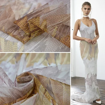 

Perspective of 100% Silk Fabric Printed with Eugene Yarn and Advanced Customized Fabric for Silk Garment Fabric