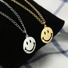ZCHLGR Bohomian Smiley face Necklace Women Round Pendant Necklace For Women Metal Gold Color Sequins Jewelry stylish smiley face lace choker necklace
