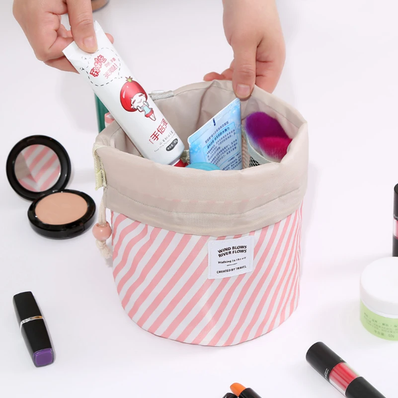 

High Quality Waterproof Oxford Barrel Travel Wash Cosmetic Bag Dressing Box Large Capacity Makeup Organizer Storage Beauty Bag