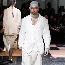 Мужской Хлопковый и льняной костюм подиумный показ куртка для ночного клуба Мужская куртка дышащая летняя Свободная белая Одиночная