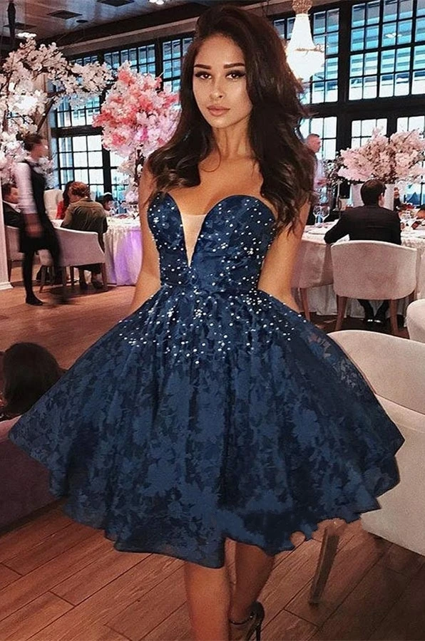 Elegant Sweetheart Lace Short Prom Dress 2018 Homecoming Dress With Beads 129