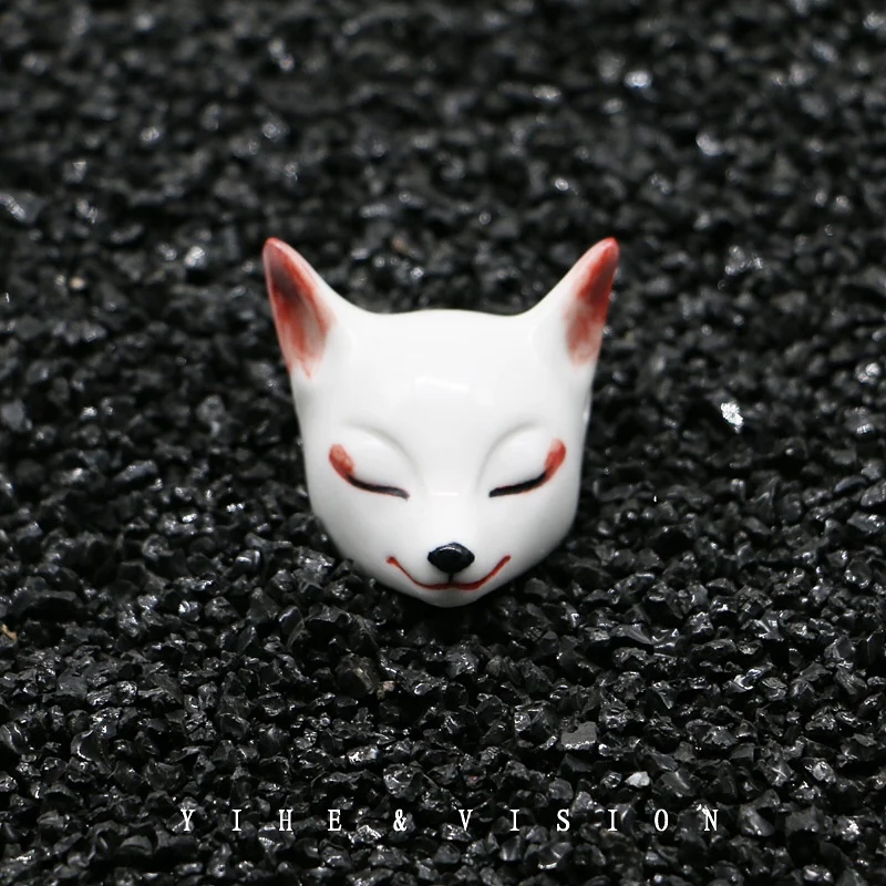 

Hand Painted Japanese Fox Mask Necklace Pendant Ceramics Cosplay Accessory