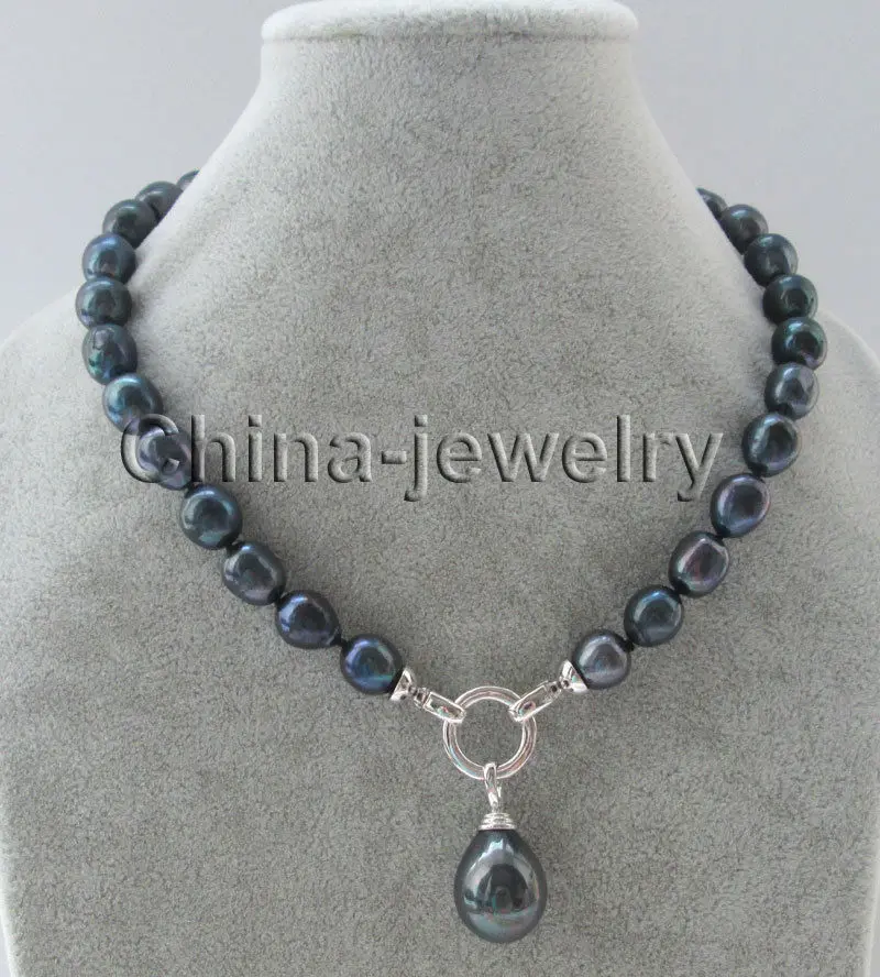 

Free shipping >>>>> AAA 17.5 " 12-14mm natural black freshwater pearl necklace + 20mm shell pendant