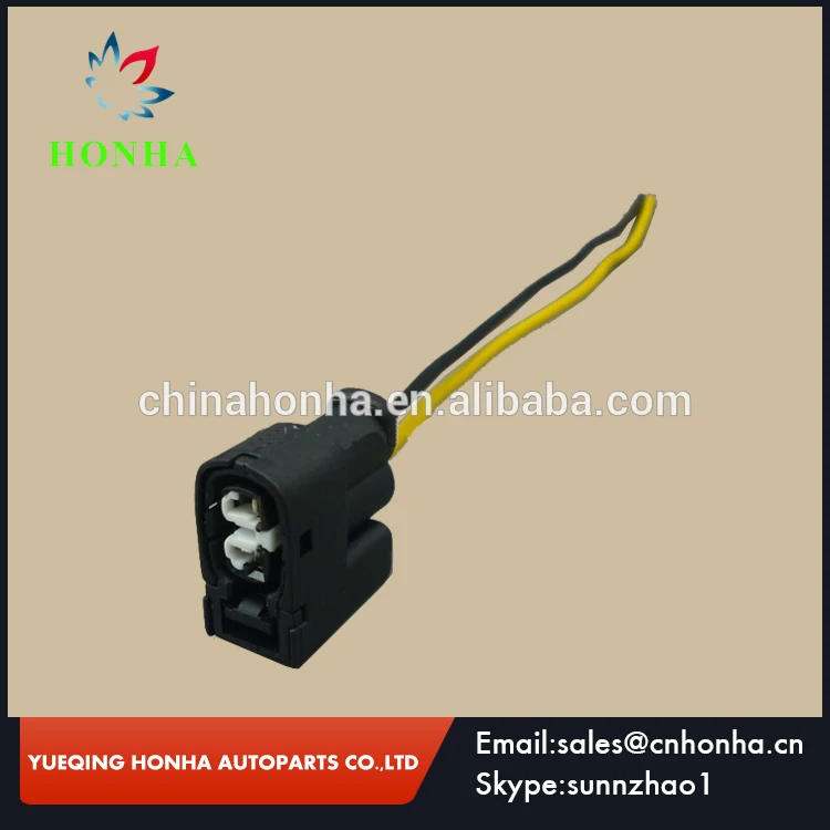 Auto-connector