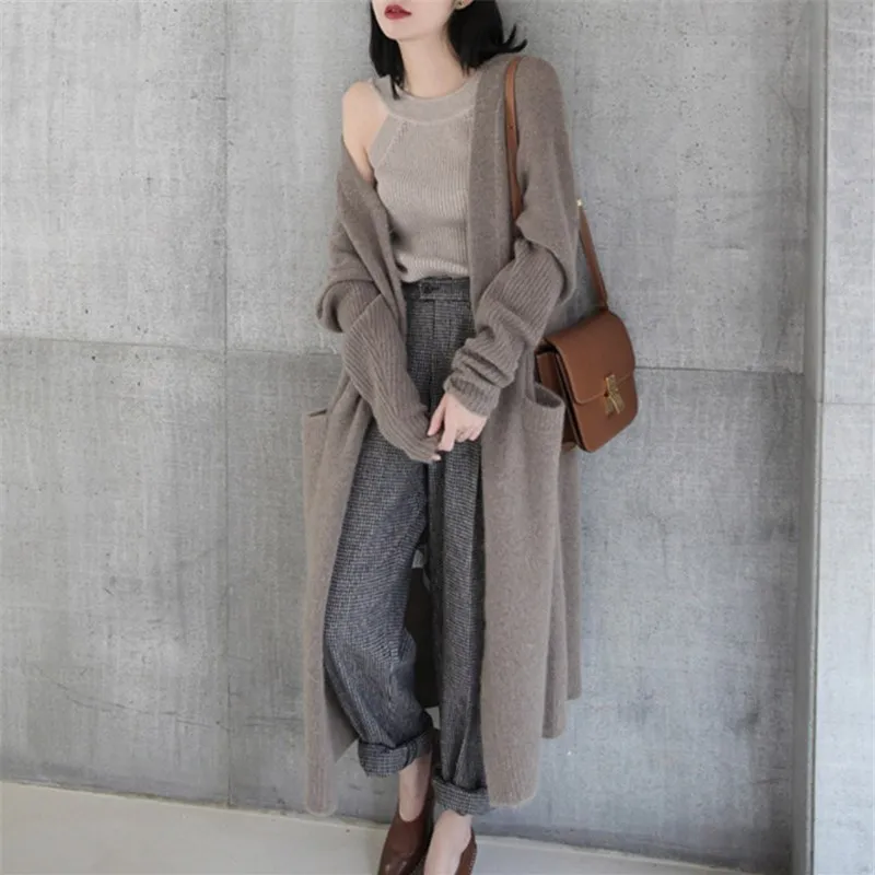 

New Korean Version of 2019 is Loose, Lazy and Thicker. Long Knitted cardigan with sweater jacket in spring and Autumn