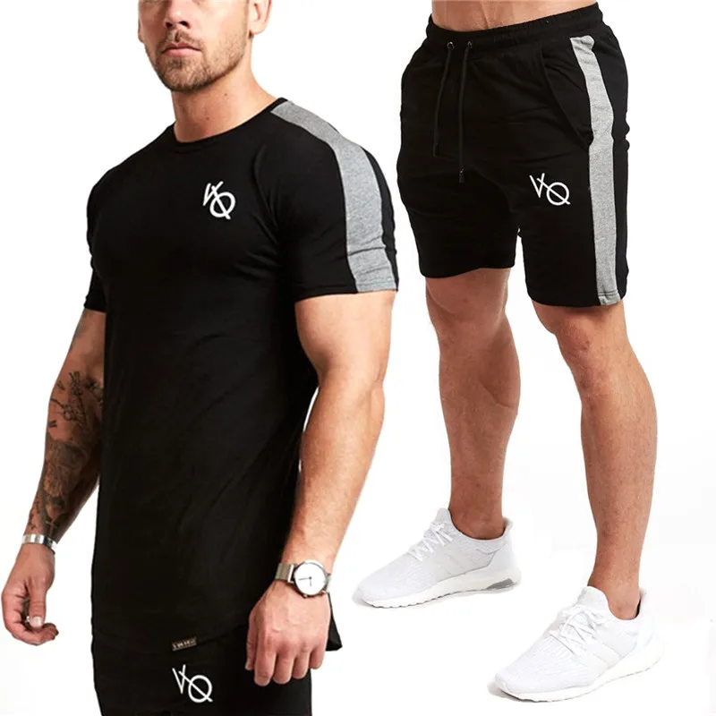 

2019 brand Sets Gyms Mens T Shirts Shorts splice Tracksuit Summer Hot Cotton Comfortable Casual short sleeve and shorts