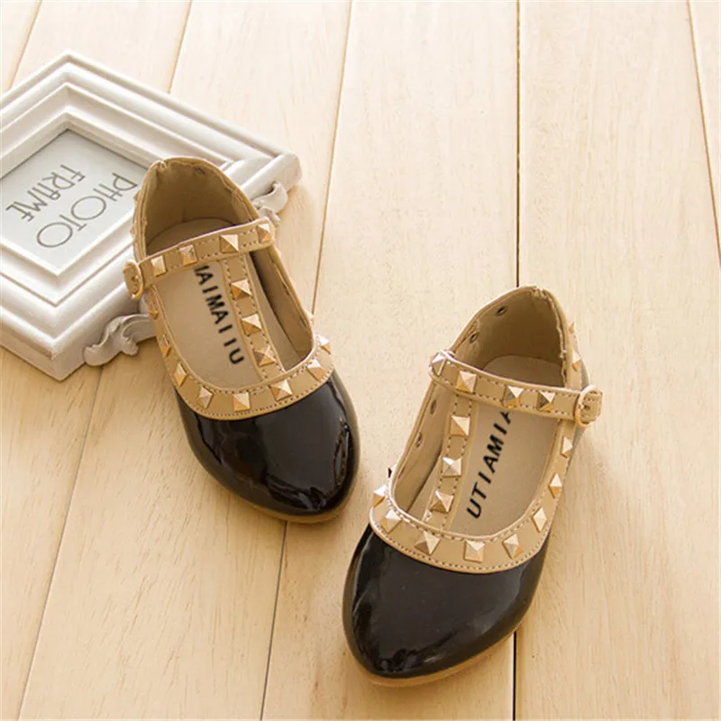 

2019 girls sandals fashion casual girls leather shoes baby princess shoes dancing flats infant fashion flats girls rivet shoes