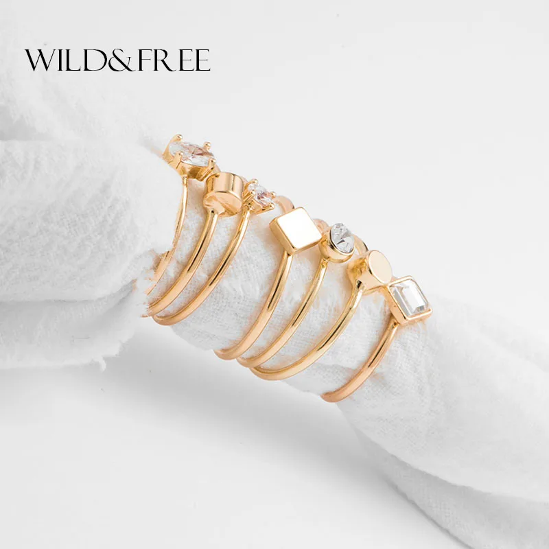 

Wild&Free 7 pcs/set Gold Color Midi Finger Ring Set for Women Boho Acrylic Knuckle Party Rings Punk Jewelry Gift for Girl