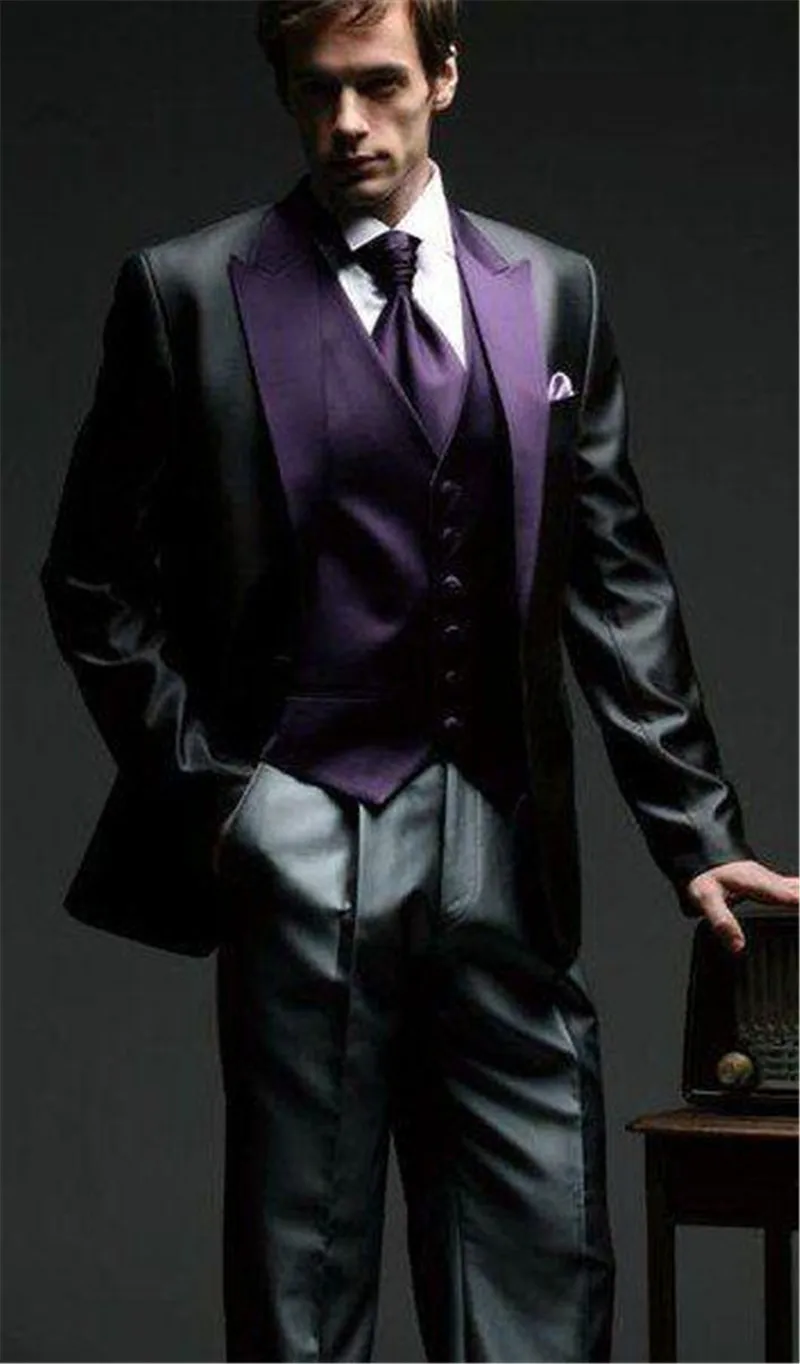 2019 Charcoal and purple Arabic Wedding suit for men Groom Tuxedos
