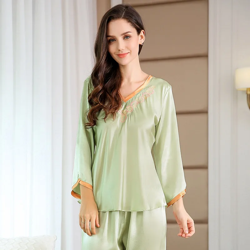 

New Arrival Women Pajamas Sets Fashion Elegant Embroidery Female 100% Mulberry Silk Sleepwear 2 Piece Long-Sleeve Pyjamas Sets