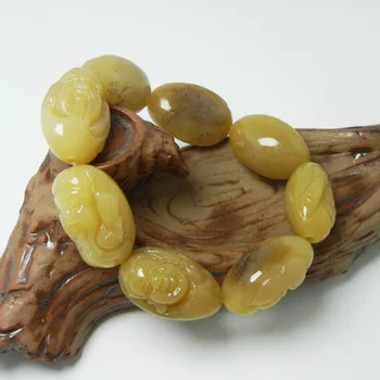 

Hetian yu bracelet Russian material full of sugar white yu bracelets Male eight fairy bracelet