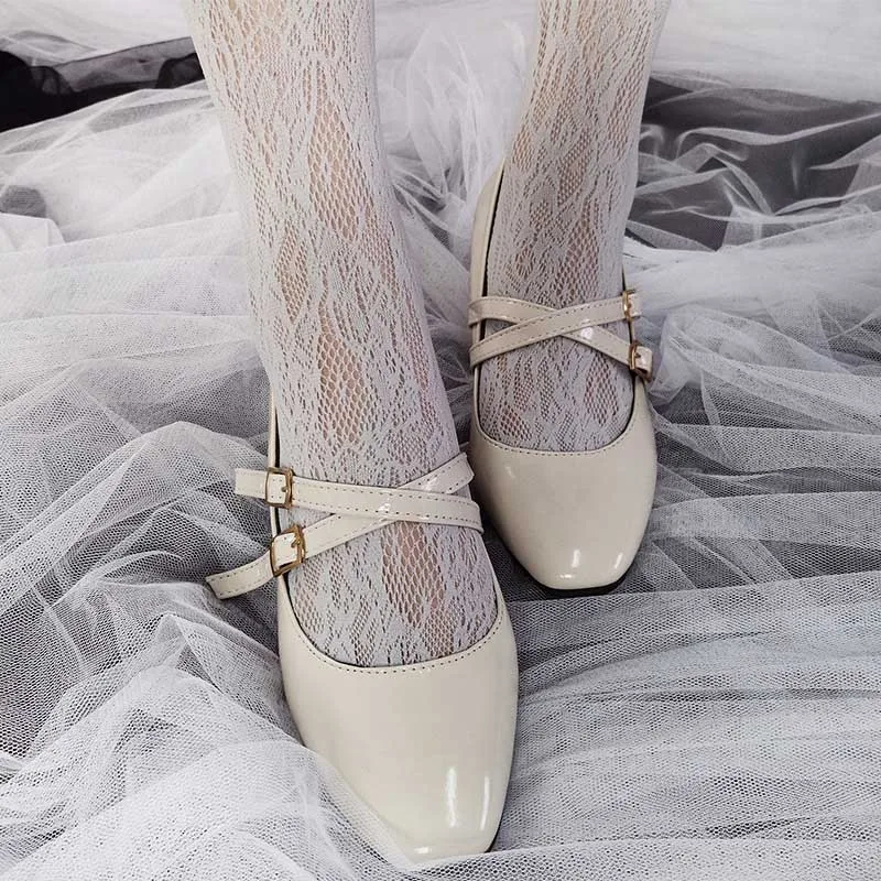 Обувь в стиле Лолиты; женские повседневные модные черные туфли-лодочки с ремешком и пряжкой в готическом стиле; туфли принцессы на тонком каблуке для костюмированной вечеринки; женская обувь Mary Jane на высоком каблуке - Цвет: Бежевый