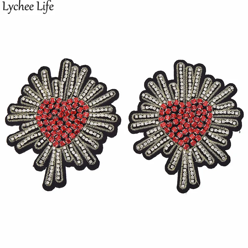 

Lychee 2 Beaded Red Gold Crystal Heart Patches Irregular Shape Patches DIY Handmade Sewing On Clothes Decorative Supplies