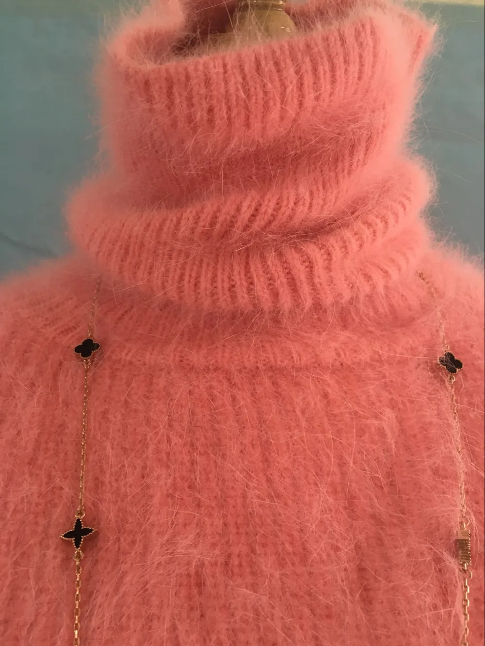 Свободный свитер кашемир с норкой код может быть настроен для бесплатной доставки J330042