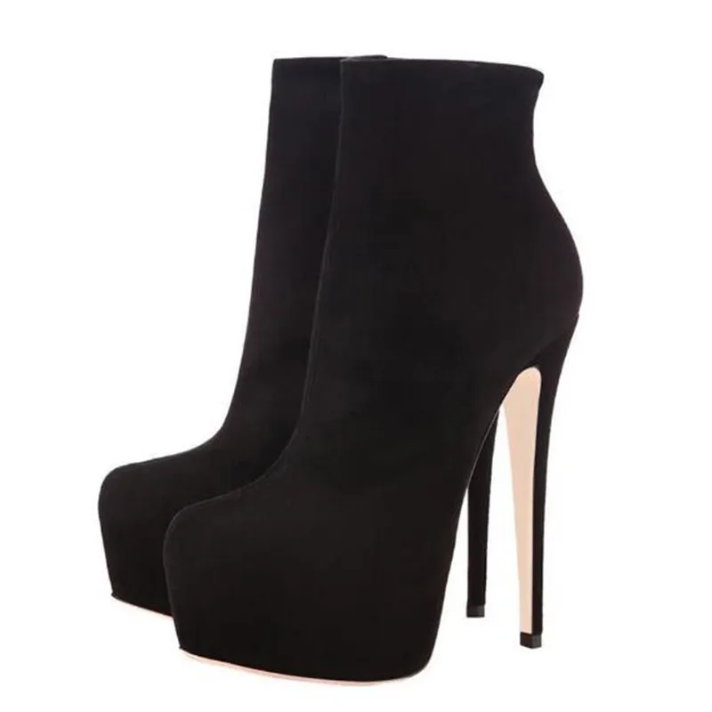 boots with red bottoms