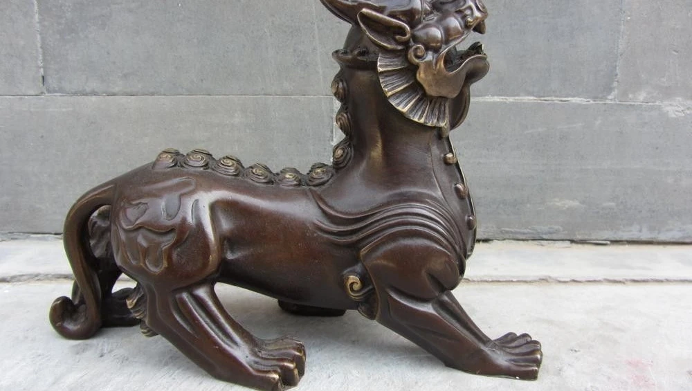 

Chinese Royal Copper Bronze Feng Shui Evil Foo Dog Lion Brave troops Statue