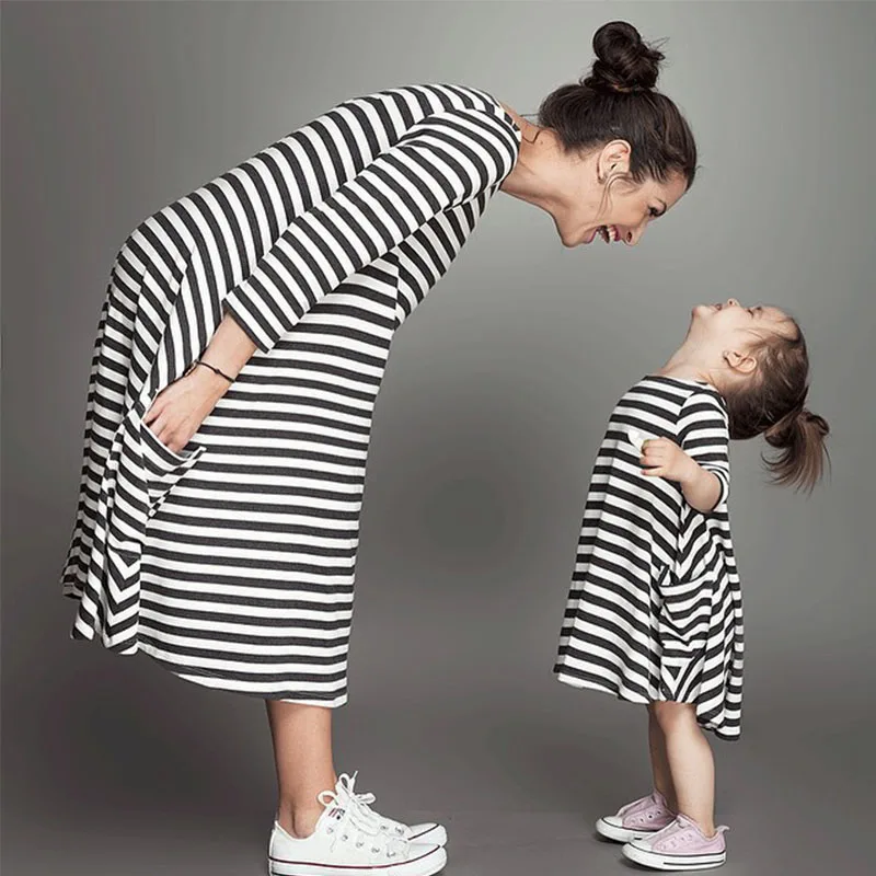 

New Family Matching Clothes Three Quarter Sleeve Mother Daughter Dresses Cotton Striped Over-Knee Mommy and Me Mixed Dress QZ02