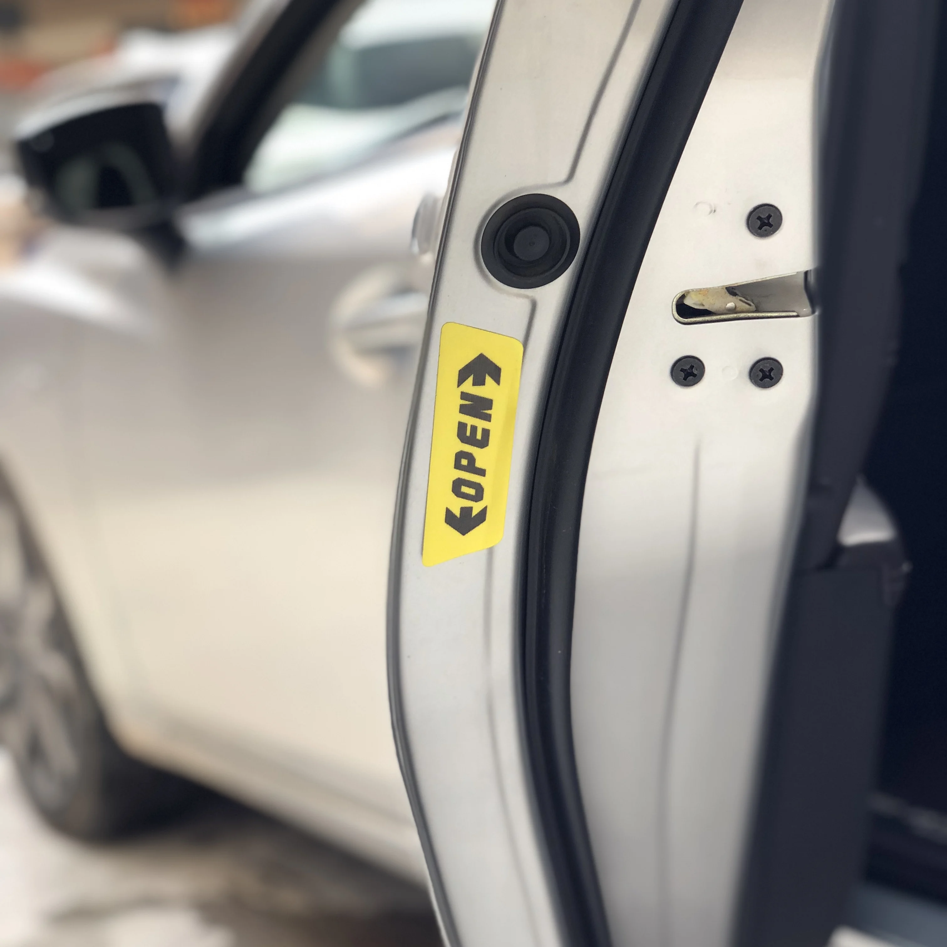 

Car Door Opening Warning Safety Sticker for Nissan Quest GT-R 370Z Note Sway Micra Pulsar Maxima Terra KICKS IMQ Rogue Xmotion
