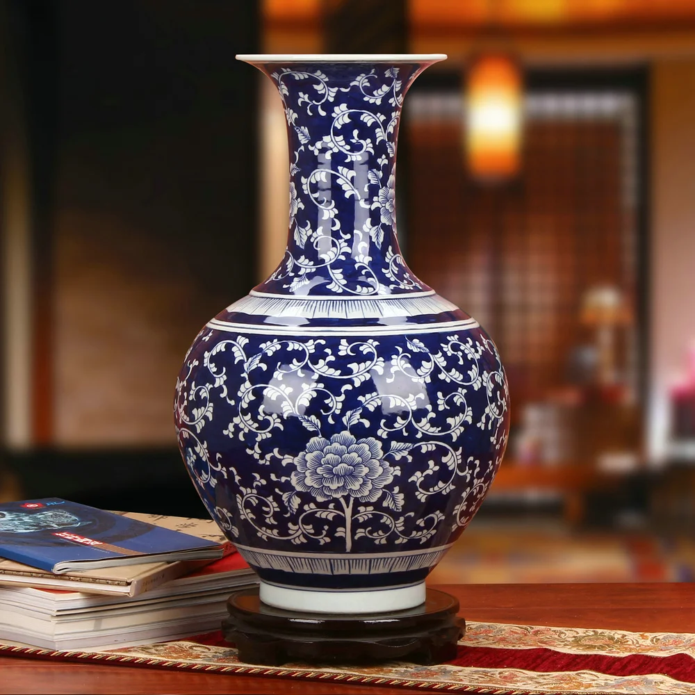 Jingdezhen Ceramic Top Hand Painted Blue And White Porcelain Blue Peony Vase Chinese Fashion
