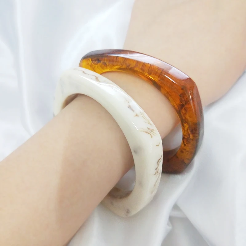 GuanLong Trendy Fashion Resin Cuff Women Bracelet and Bangles Indian Acrylic Geometric Patterned Bangle For Girl Charms Jewelry  (3)