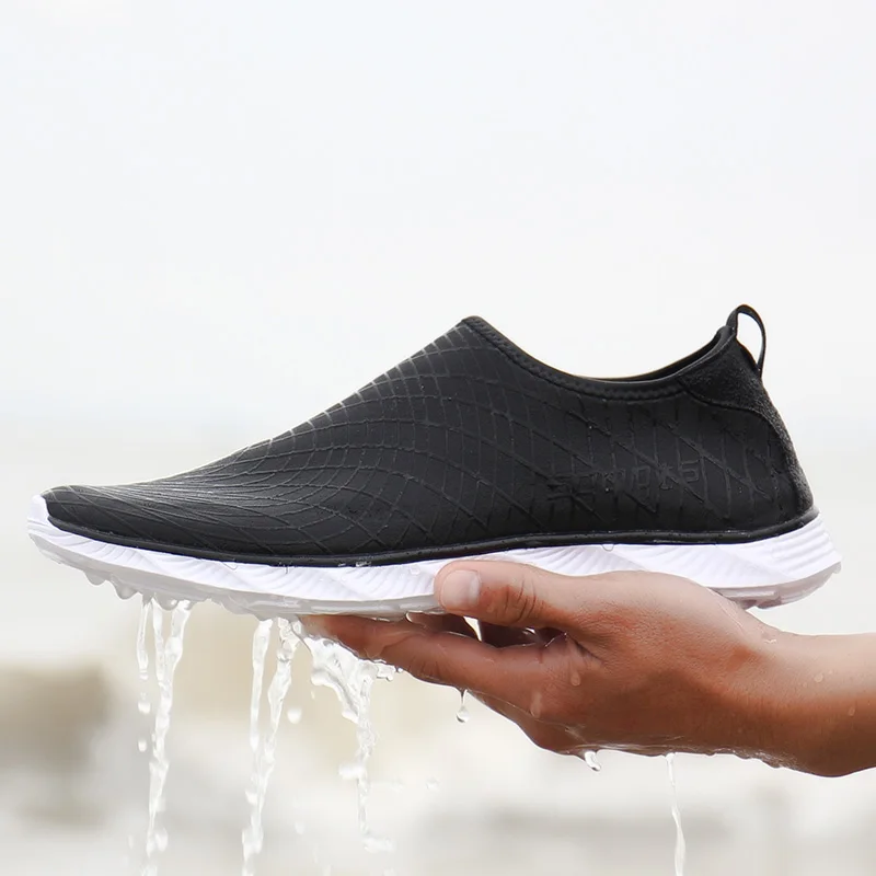 best shoes for walking in rain