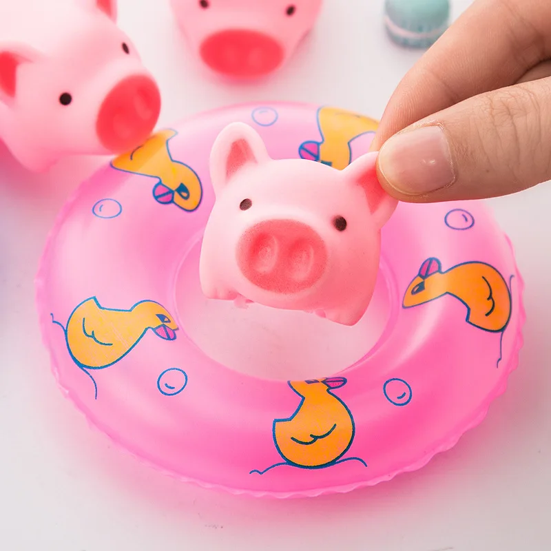 

1Pcs Cute Animal Cutie Pig Baby Bath Toy for Children Squeeze Sound Dabbling Toys Kids Clown Fish Bathroom Pinch Spray Toy