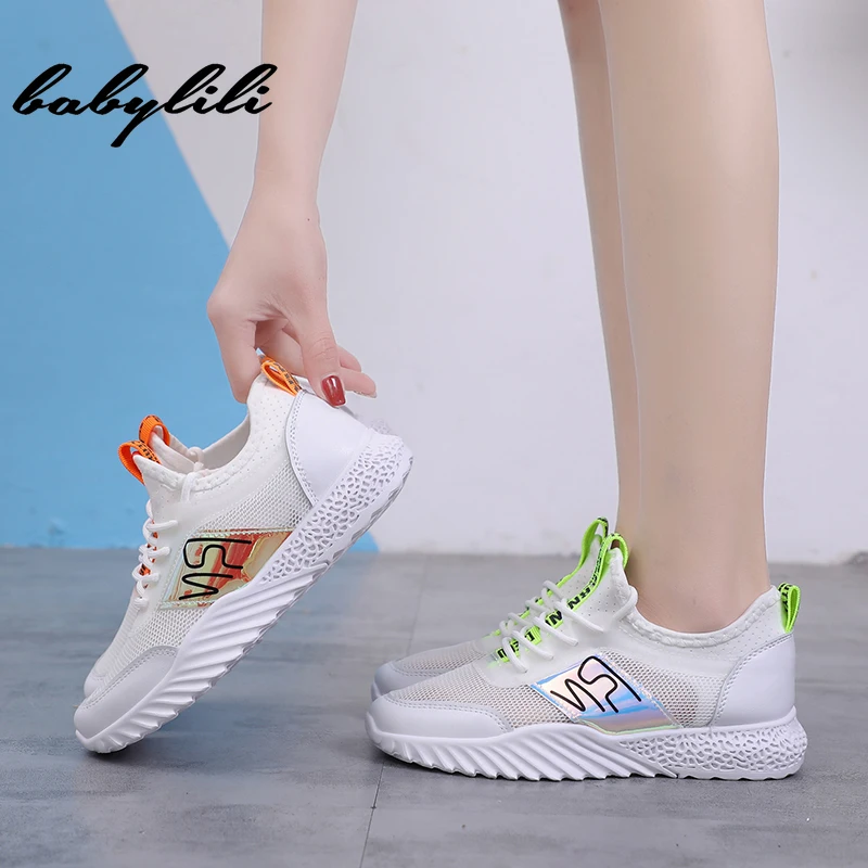 

Sneakers Women 2019 New Mesh Flat Fashion Sneakers Light Breathable Outdoore Casual Fashion Tide White Shoes Fashion Lace-up Hot