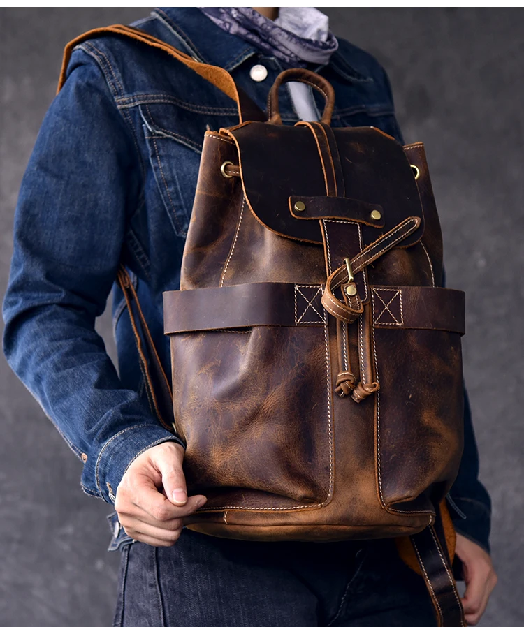Model Show of Woosir Genuine Leather Vintage Backpack