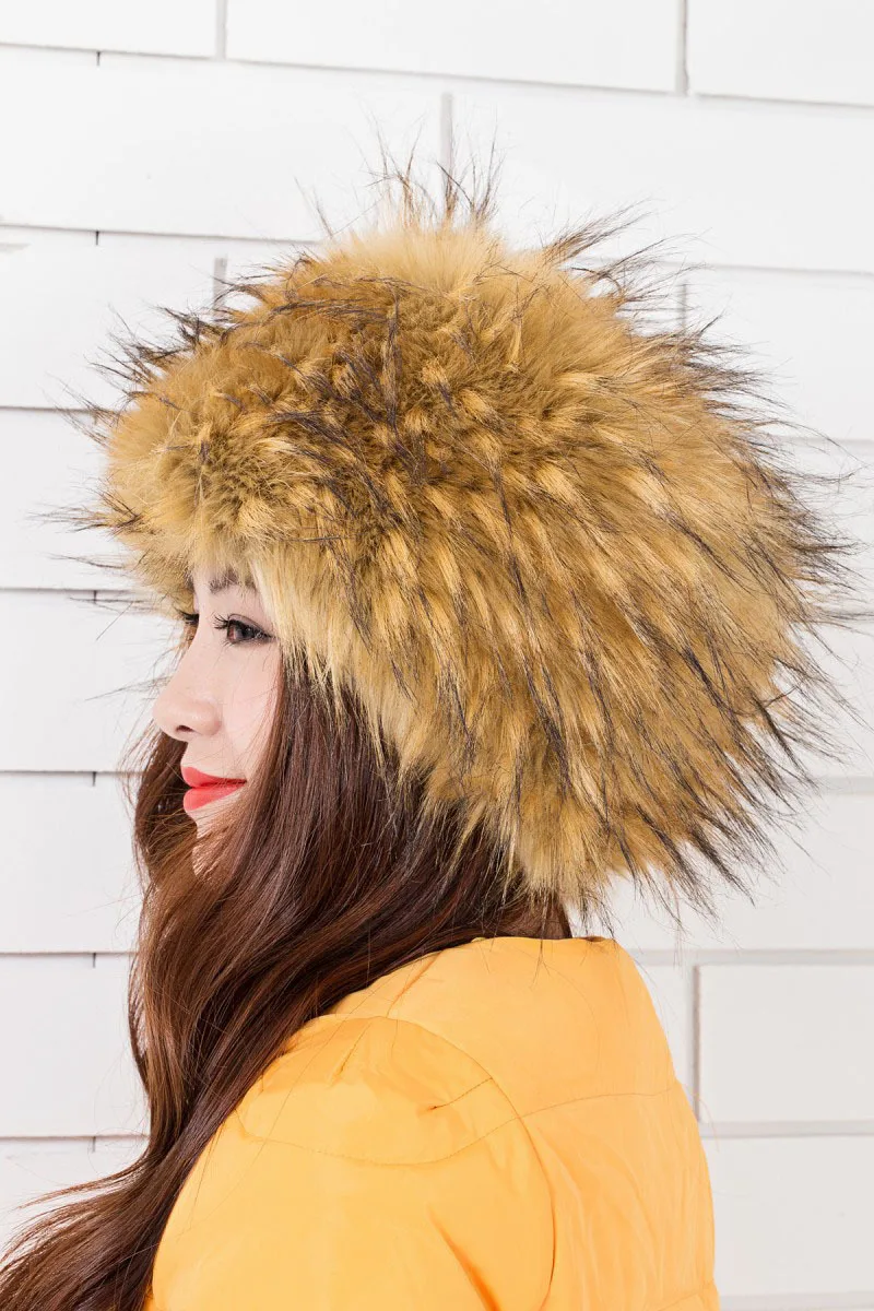

High Quality Long Furry Faux Fur Fox Fur Boinas Femininos Winter Keep Warm Women Winter Cap Flat Caps Ladies Faux Fur Hats CP092
