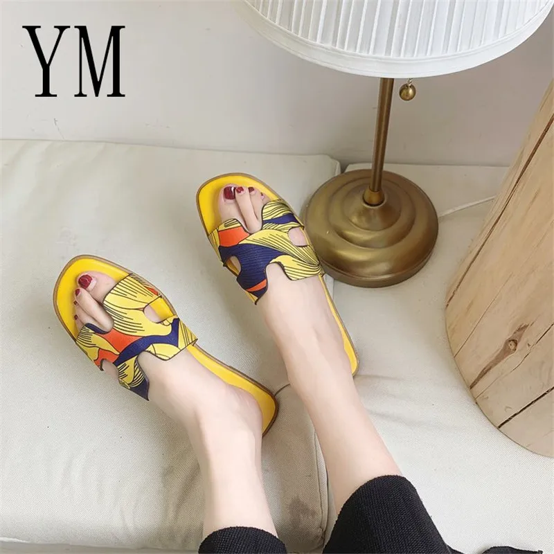

Summer Flat Heel Women Cut Out Ladies Sandals Ladies Bohemia Sandals Good Quality Flat Shoe Candy Color Outdoor Holiday Slides