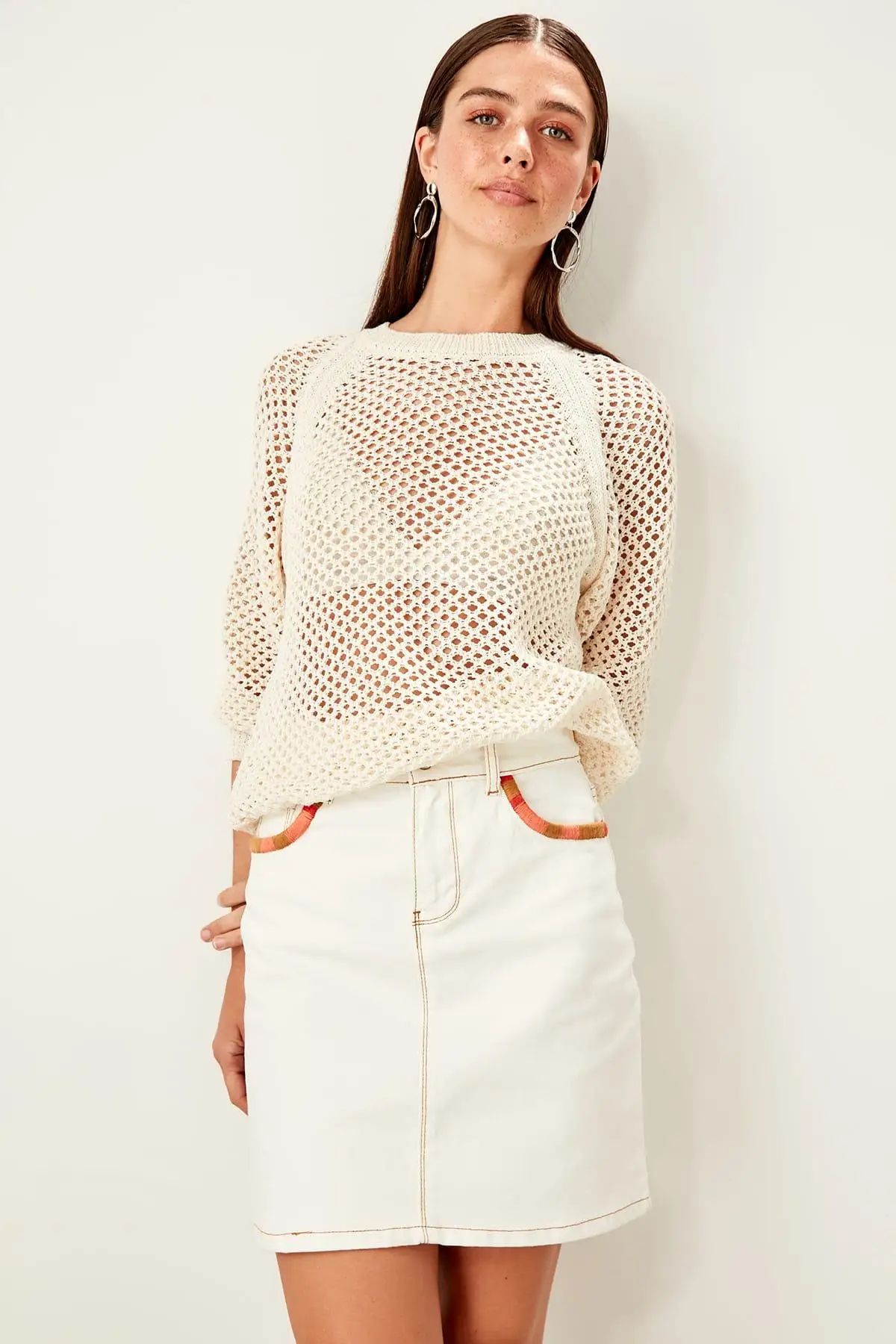 

Trendyol Ecru Embroidered Denim Skirt TWOSS19QU0018