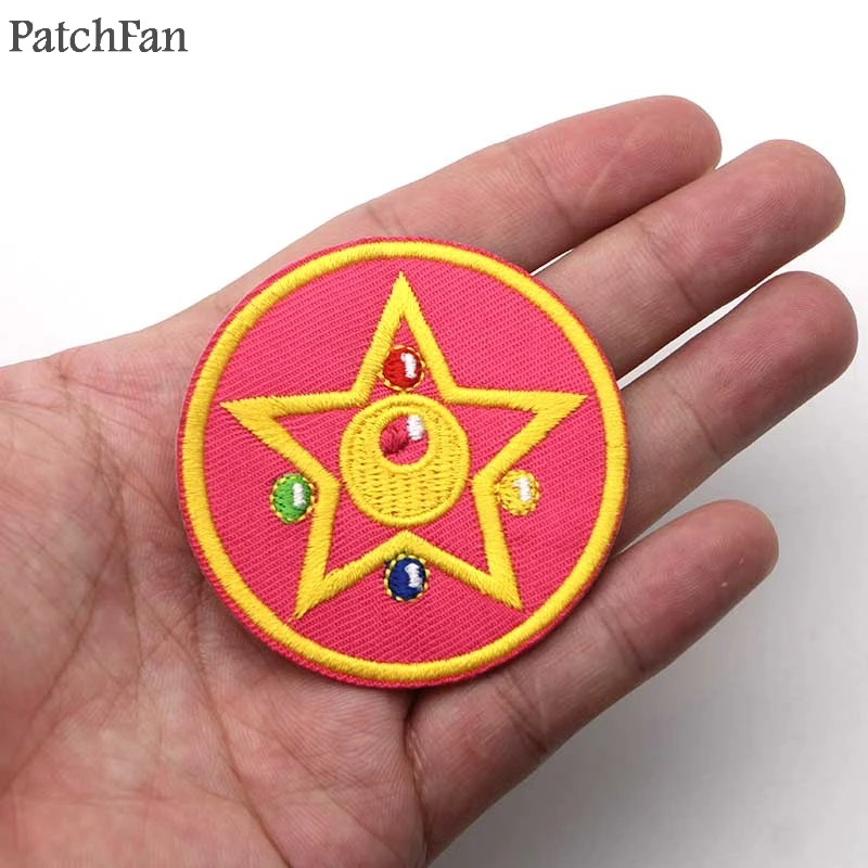 A0373 Patchfan Новое поступление Сейлор Мун R розового цвета со звездочками Вышитые