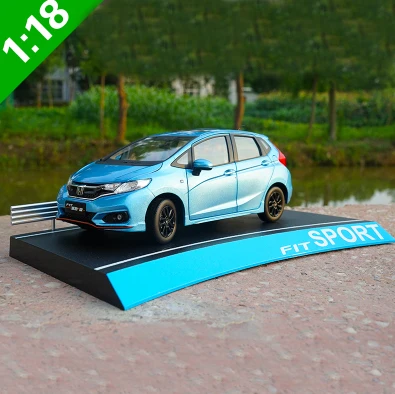 1/18 Honda FIT спортивный автомобиль из литого металла модель игрушки подарок для мальчика девочки Коллекция - Цвет: Синий