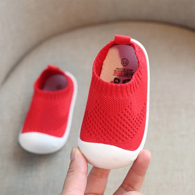 1-4T весенняя обувь для малышей Повседневная сетчатая обувь для девочек и мальчиков Удобная Нескользящая детская обувь для малышей с мягкой подошвой - Цвет: Red