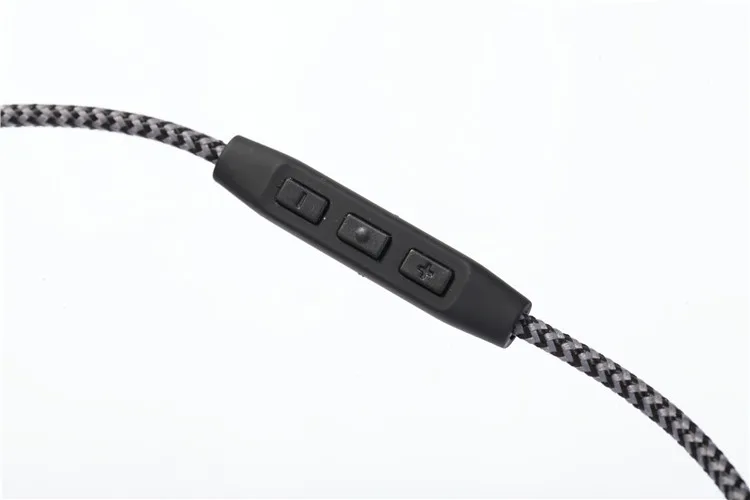 8556502077_1277810500