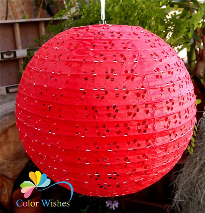 round-eyelet-paper-lantern-red-4